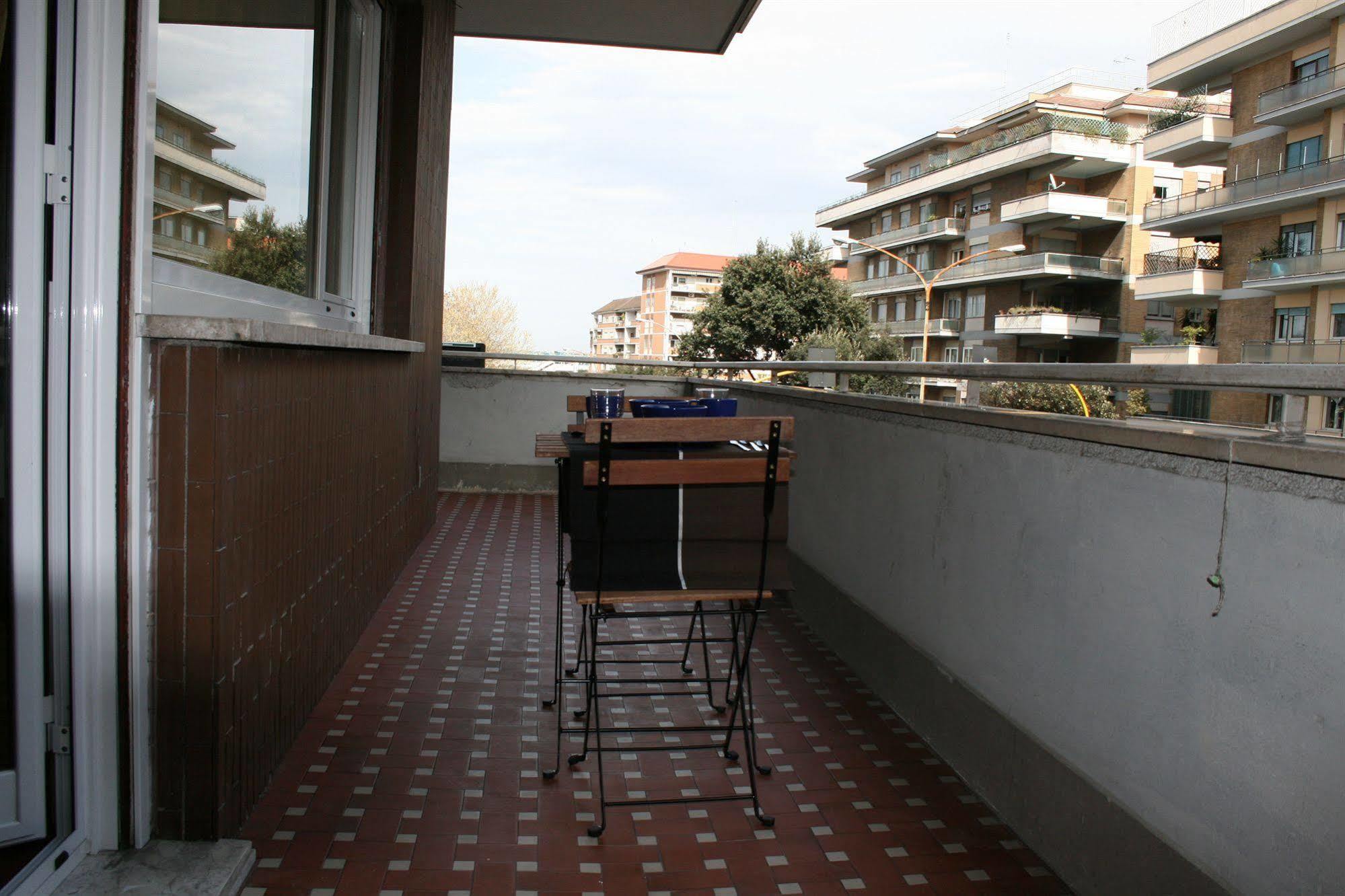 Lt Rooms Rome Exterior photo